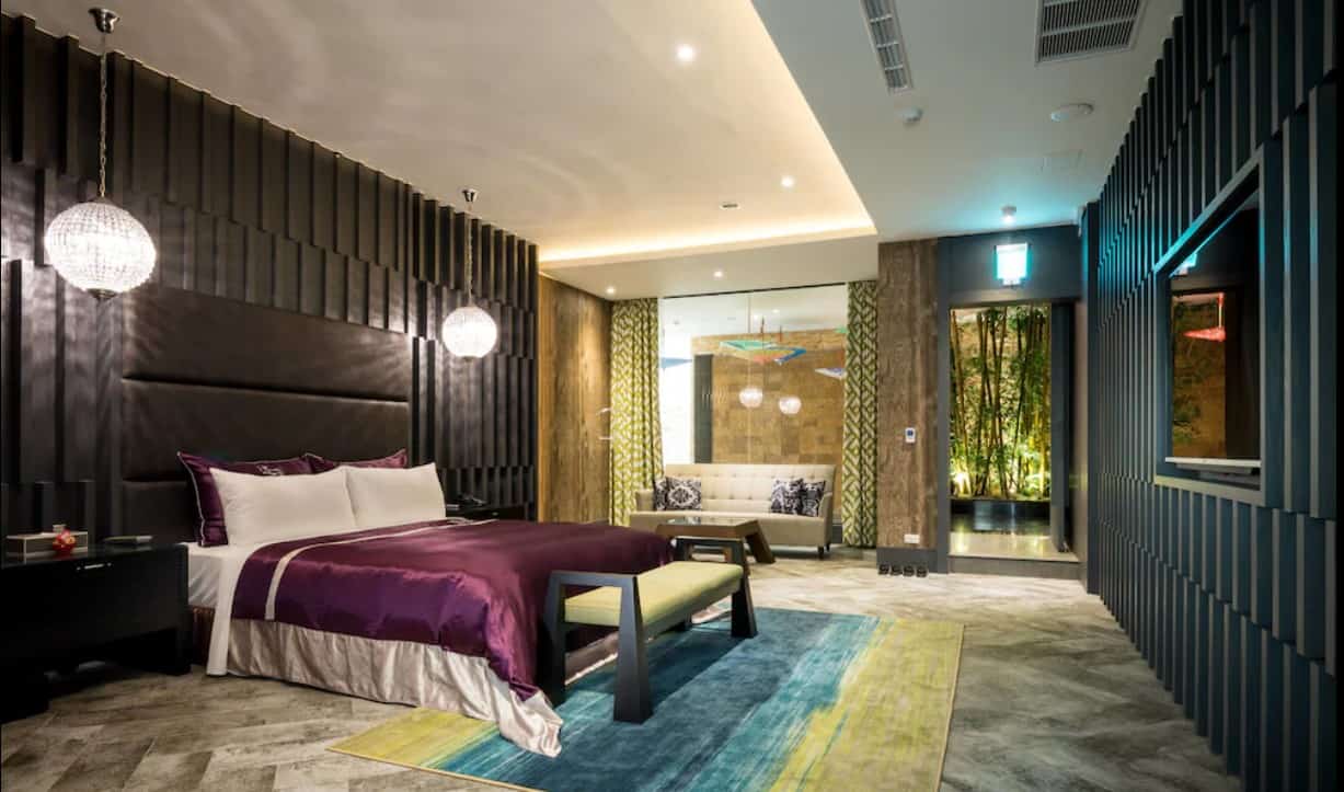 台中外約旅館-述夏汽車精品旅館