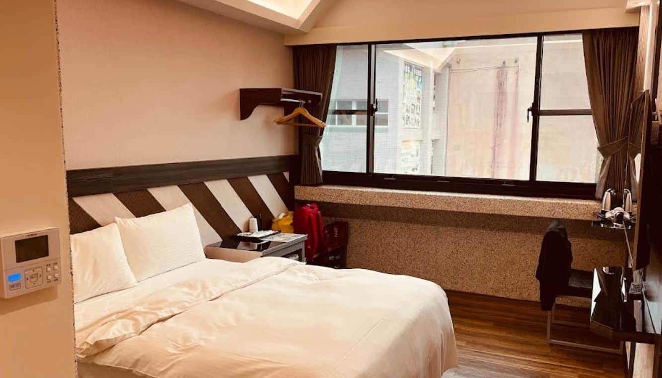 屏東外約安全旅館-薇楓商務旅館